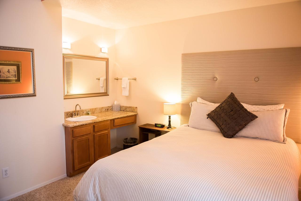 El Cuervo Abq Guest Rooms Albuquerque Exterior photo