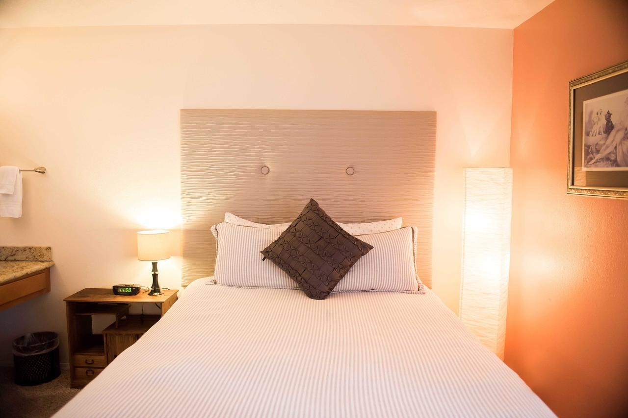 El Cuervo Abq Guest Rooms Albuquerque Exterior photo